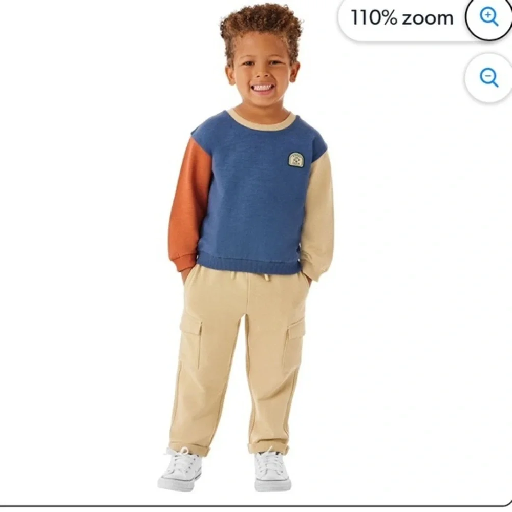 Member’s  Mark Kids' 2 piece playwear set Size 4T